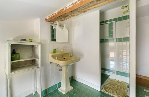 Rieucros Bed & Breakfast | Bed and Breakfast 'Le Jardin' with Shared Terrace, Shared Garden and Wi-Fi