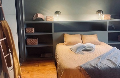 Gambetta Bed & Breakfast | Bed and breakfast, Montpellier city center