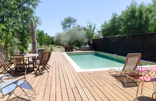 Vezenobres Apartment | Bed and Breakfast 'Mas Abicou - Alma' with Shared Pool, Private Terrace and Wi-Fi