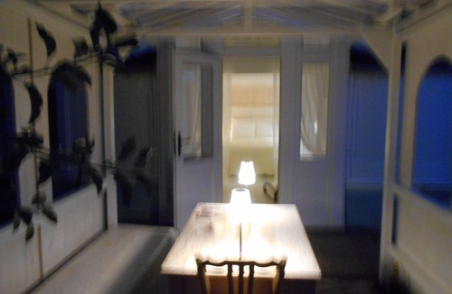 Arlanc Bed & Breakfast | Bed and breakfast: "Suite cabane Roulotte" in the heart of the vegetable garden, breakfast included.