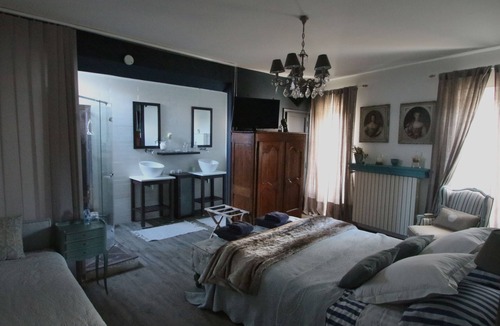 Couffy House | Bed and Breakfast Symphony 2 pers. from the bamboo pond