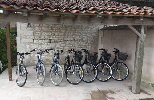 Assay House | Bed and Breakfast - The Canadian