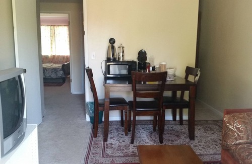 West Davis Manor Bed & Breakfast | Bed and Breakfast