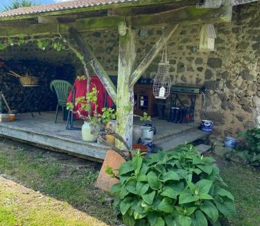 Busserolles Bed & Breakfast | Bed and Cèpes