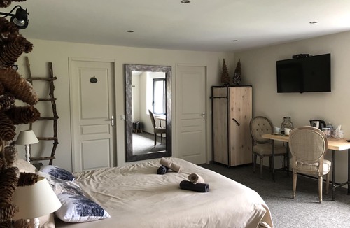 Saulxures-sur-Moselotte House | Bed and breakfast head in the stars