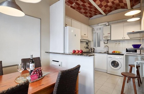 Sant Andreu de Palomar Apartment | Bed&BCN Arquimedes Barcelona