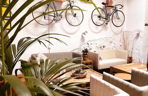 Dreta de l'Eixample Hostel | Bed & Bike Barcelona