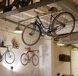 Dreta de l'Eixample Hostel | Bed & Bike Barcelona