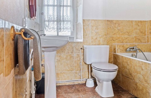 Chateau-sur-Allier Other | Bed & breakfast in château in Allier