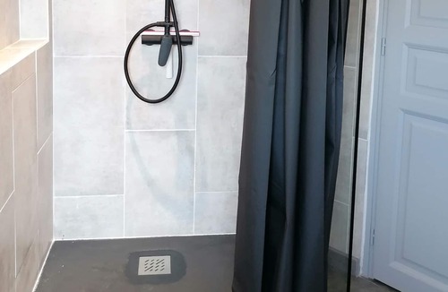 Lagardelle-sur-Leze Bed & Breakfast | bed & Breakfast