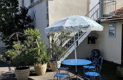 Corre House | Bed & Breakfast