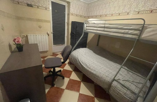 Poissy Bed & Breakfast | Bed & Breakfast