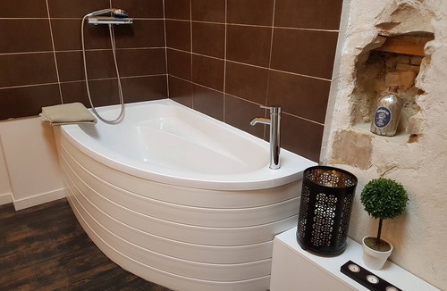 Gignac House | BED&BREAKFAST Gignac near Montpellier Private Jacuzzi package