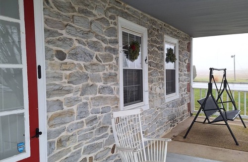 Talmage Apartment | Bed & Breakfast Historic Suite