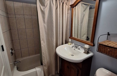 Talmage Apartment | Bed & Breakfast Historic Suite