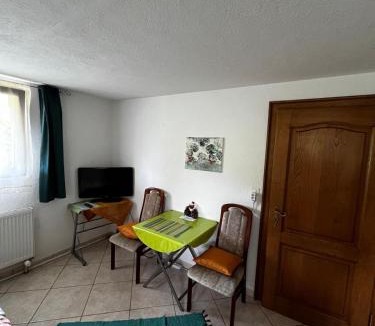 Hofstetten-Flueh Bed & Breakfast | bed&breakfast in Flüh