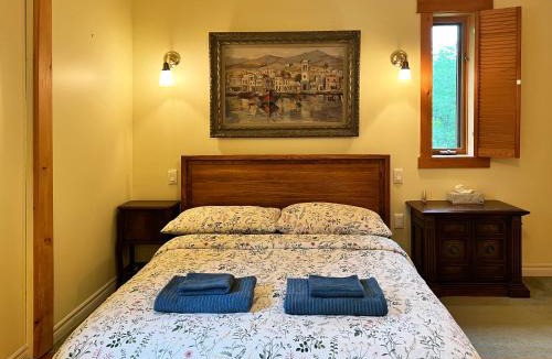 Pine Hill Bed & Breakfast | Bed & Breakfast Lukomorye