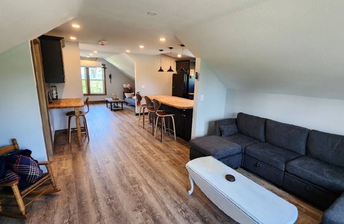 Verona Beach Bed & Breakfast | Bed & Breakfast , sleeps 8, 4 bed/4 bath boasting water views from all rooms