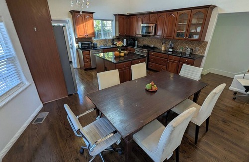 Fair Oaks Apartment | Bed in 5-Bed Dormitory Room