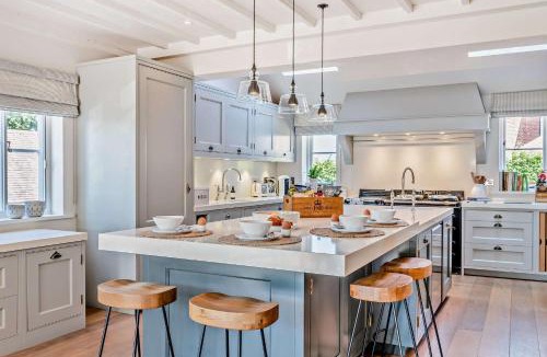 Cranbrook House | Bedgebury Oast by Bloom Stays