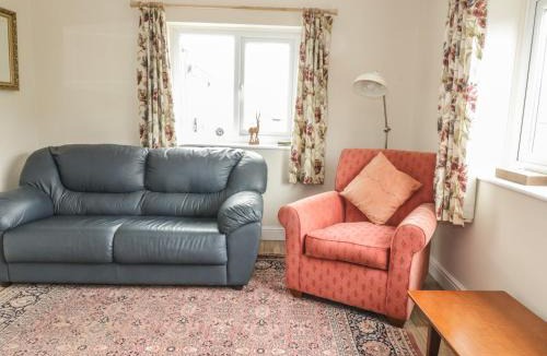 Amlwch House | Bedlinog