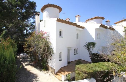 Miami Platja Ski Chalet | BEDOL1 Adosado jardín, piscina comun, WiFi gratis