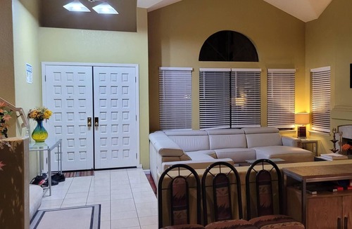 Cambrian Park House | BEDROOM 2:COMPACT-CONVINIENT:BEST FOR 1 GUEST: