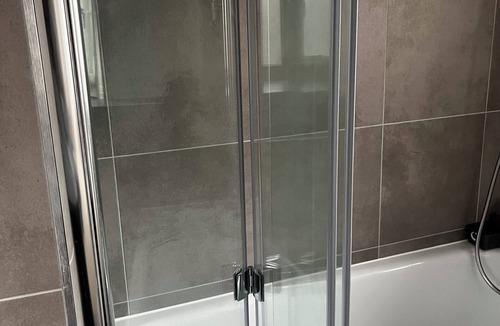 Pulborough Apartment | Bedroom with locks-Private Bathroom & Free Parking