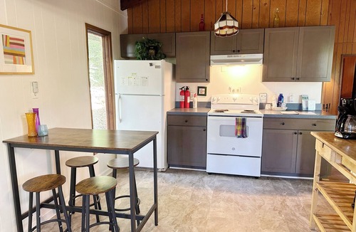 Front Royal Cabin | Bedrooms 4, Bathrooms 2, Sleeps 10