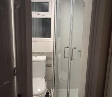 Oldbury House | Bedsit in Oldbury