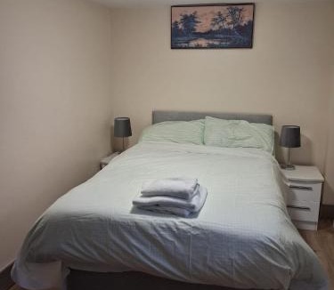 Oldbury House | Bedsit in Oldbury