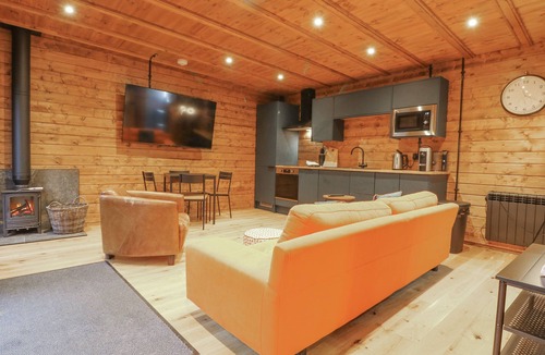 South Luffenham Cottage | Bee Hive