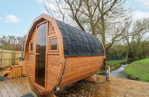 South Luffenham Cottage | Bee Hive