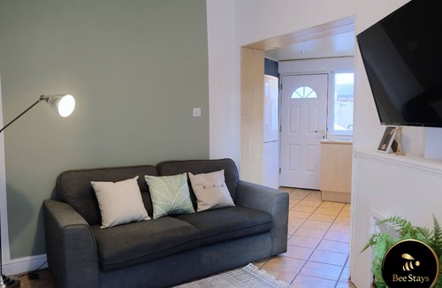 Haydock House | Bee Stays- Cooper House