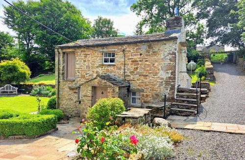 Worton House | Beebole Cottage
