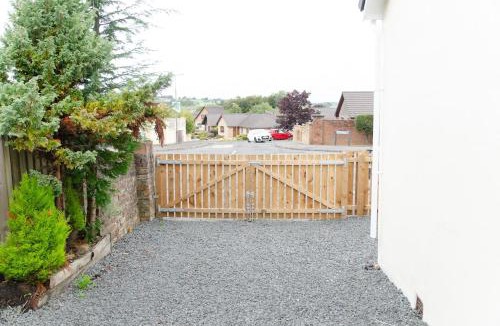 Bathgate Apartment | Beech Cottage