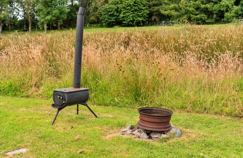 Ilfracombe Ski Chalet | Beech Lotus Belle Tent