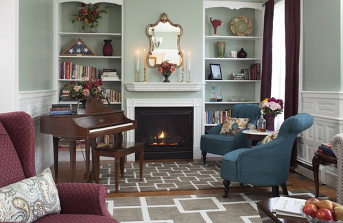 Off Broadway Bed & Breakfast | Beech Tree Inn & Cottage