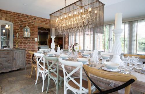 Quedgeley House | Beecham Farmhouse