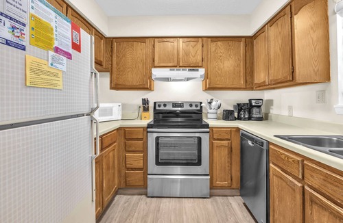 Caswell Beach Condo | Beechouse: Oceanfront Condo with Great Views, Community Pool, Near Golf Course