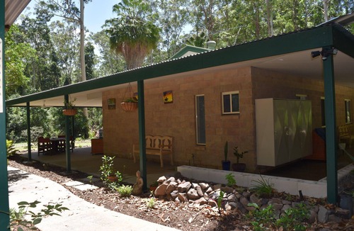 Cootharaba House | Beechs' Brook Rainforest Retreat