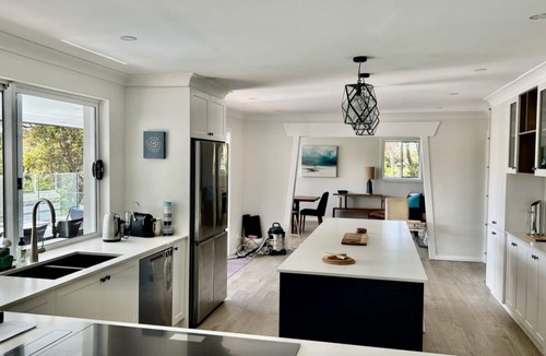 Macmasters Beach House | Beechwood Retreat Swimming Pool