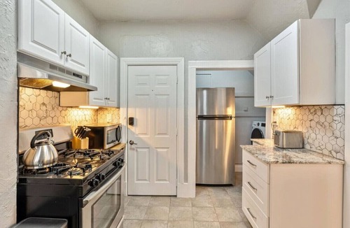 Lower Avenues Apartment | Beehive Bungalow | Central Location