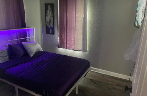 Woodward Villa | Beehive Cottage