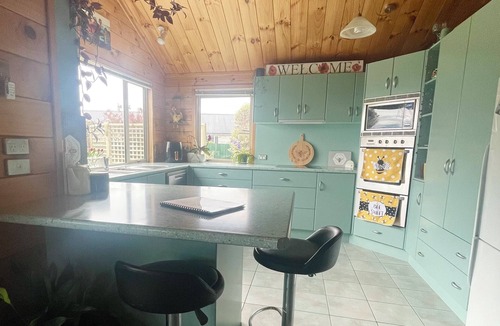 Normanby House | Been2Bs @ Hawera