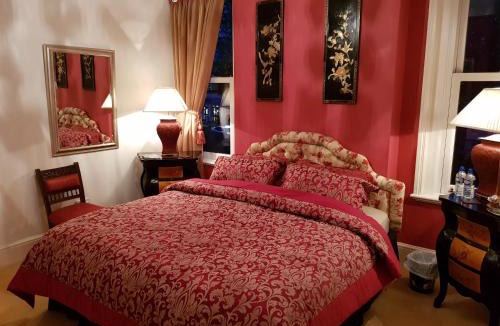 Dorchester House | Beggar's Knap