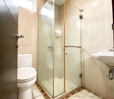 Binong Hotel | Behomy Corner Eight Lippo Karawaci