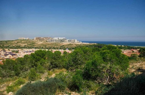 Gran Alacant Apartment | Beige and Classic Sea View Apartment
