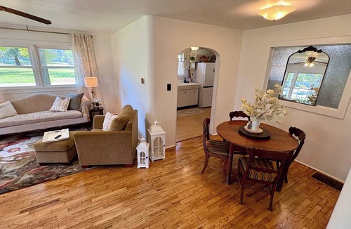 Siloam Springs House | Beit Hesed - House of Grace