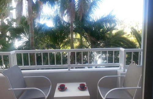 Broadbeach Apartment | Bel Air Private Condominium